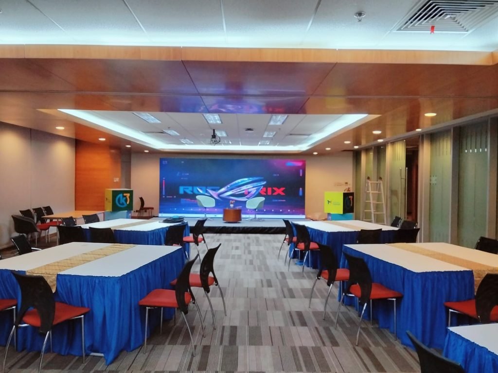 sewa meja kotak event