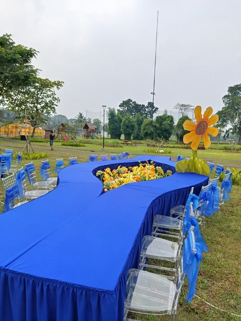 sewa meja custom event-jabodetabek